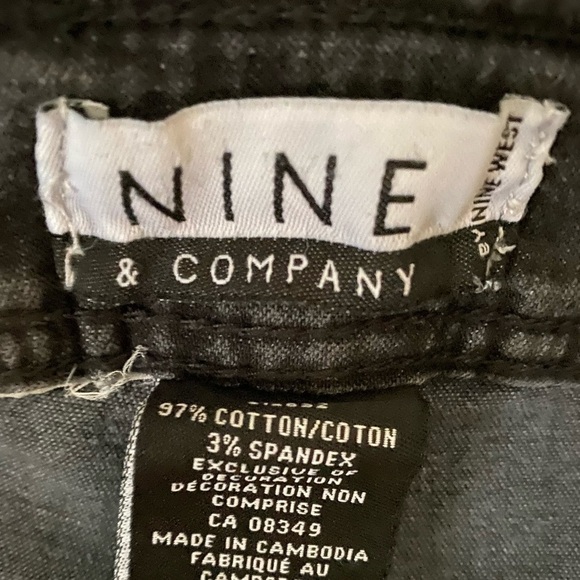 🎈$10 add on. Nine WEST. Black High Rise jeans. Straight Mom style - Picture 2 of 5
